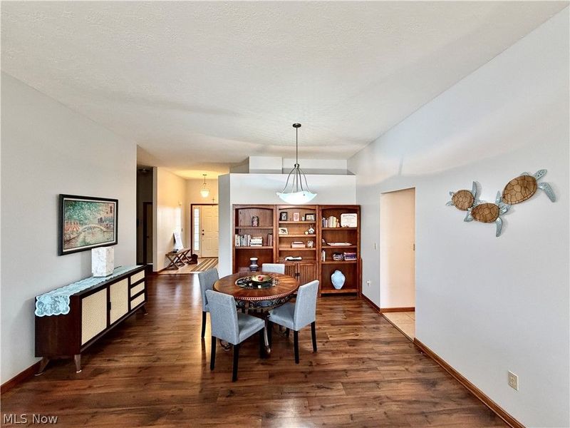 22 Walker Circle, Girard, OH 44420 Photo 8