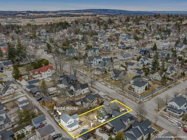 701 Michigan Street, Petoskey, MI 49770