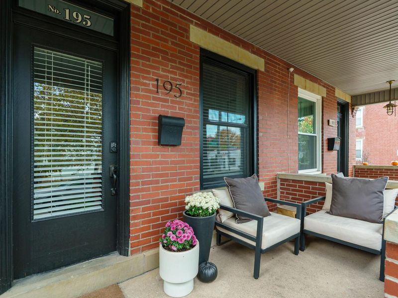 195 E Mithoff Street , Columbus, OH 43206 Photo 3
