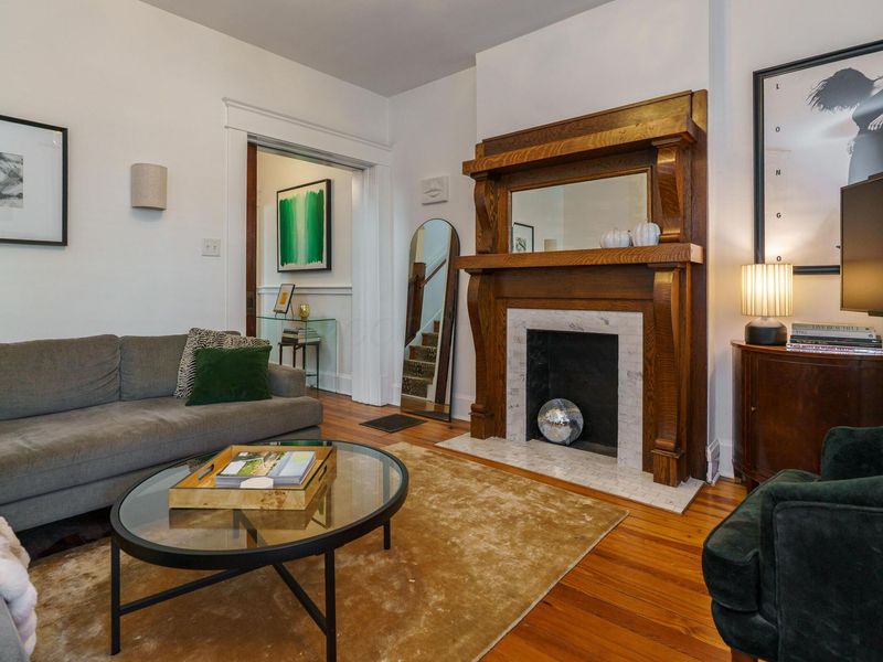 195 E Mithoff Street , Columbus, OH 43206 Photo 8