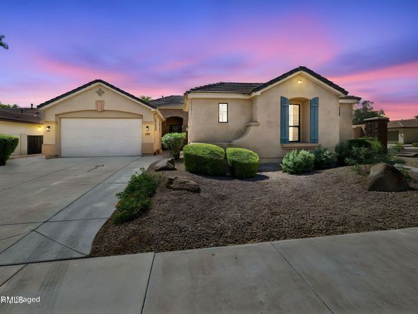 16195 W Glenrosa Avenue, Goodyear, AZ 85395
