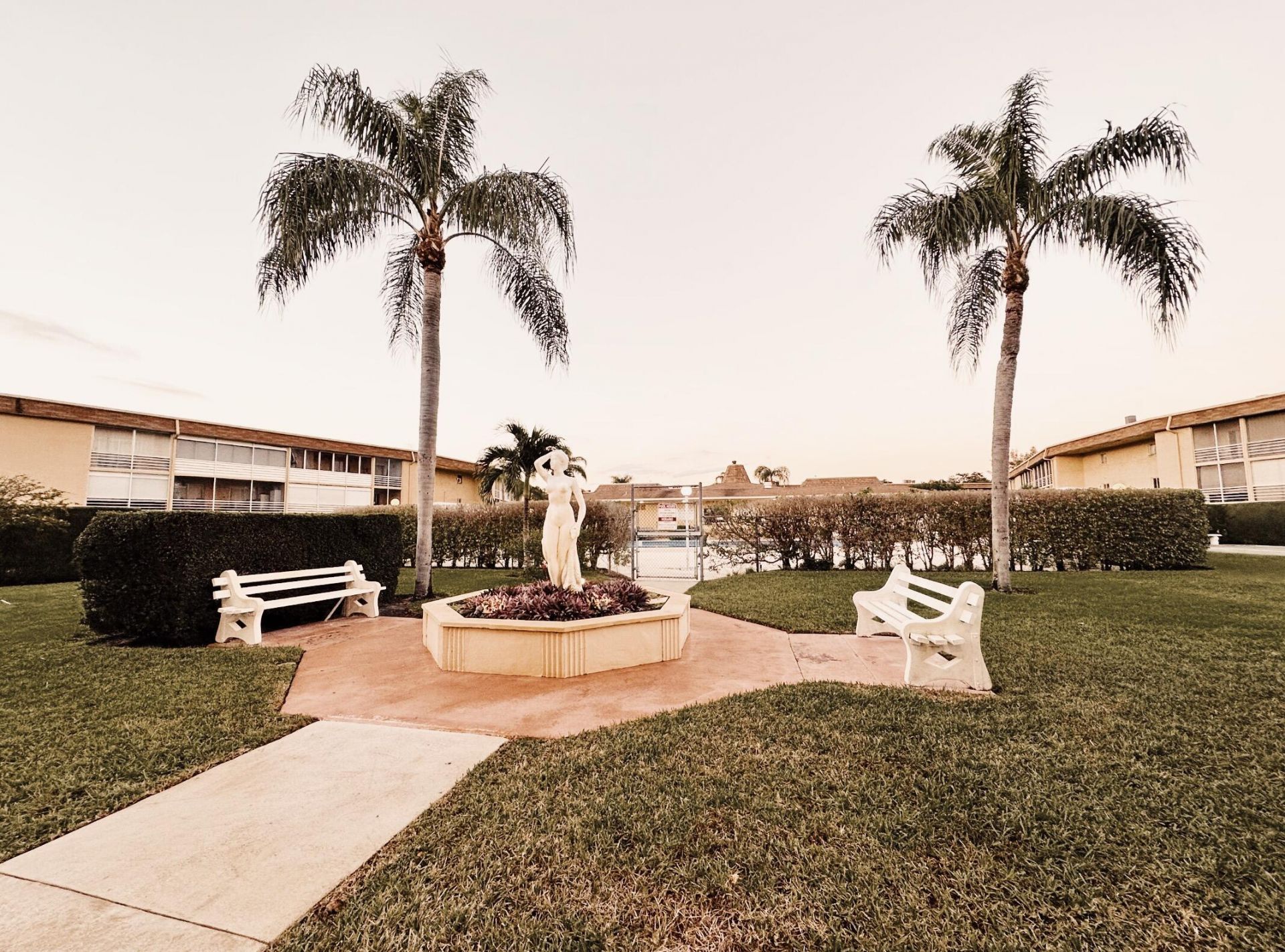 600 Village Green Court, Unit 203, Palm Springs, FL 33461 Photo