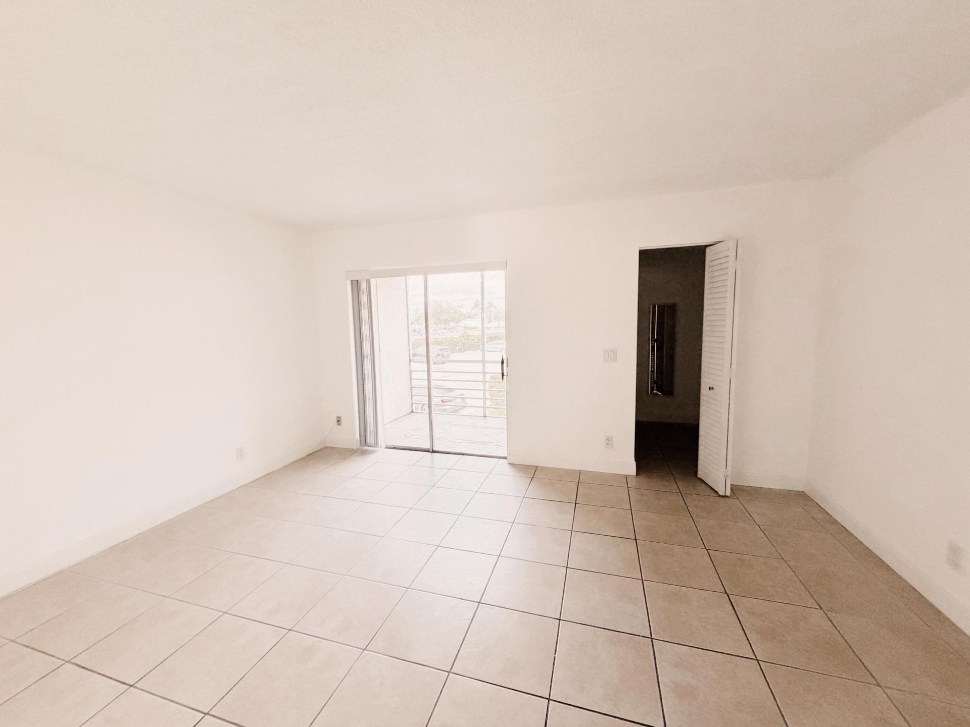 600 Village Green Court, Unit 203, Palm Springs, FL 33461 Photo