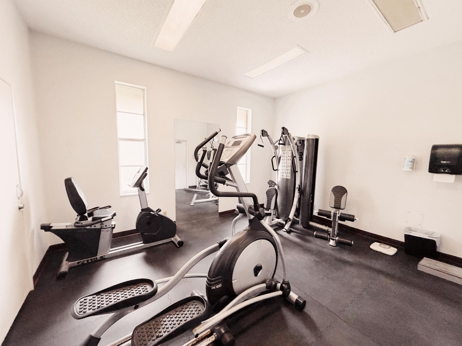 100 E Village Green Cir Circle E, Unit 306, Palm Springs, FL 33461 Photo