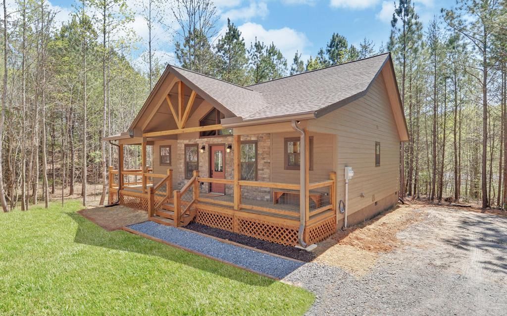 313 Burger Road, Murphy, NC 28906 Main Photo