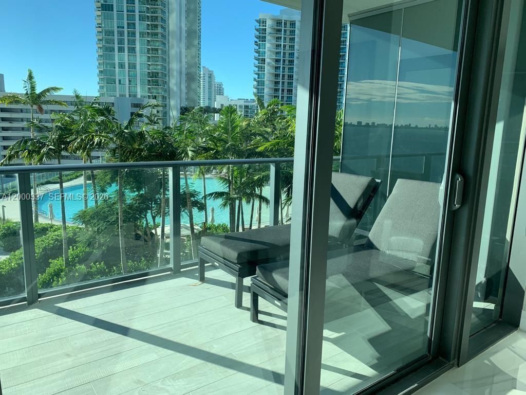 650 NE 32 St, Unit 705, Miami, FL 33137 Photo