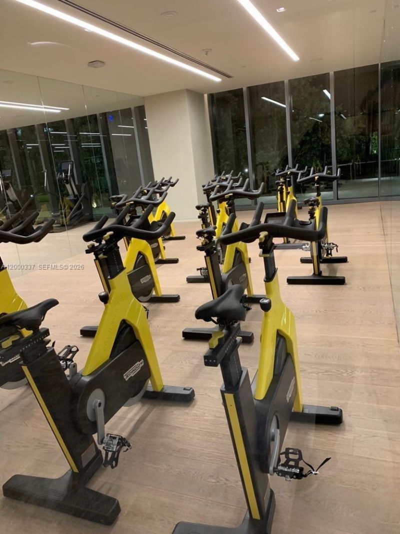 650 NE 32 St, Unit 705, Miami, FL 33137 Photo