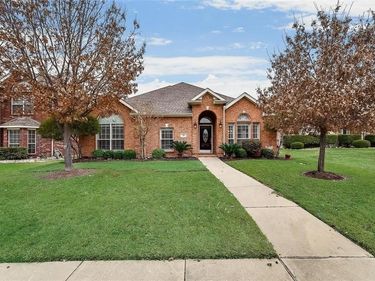 34 Painted Rock Court, Frisco, TX 75033