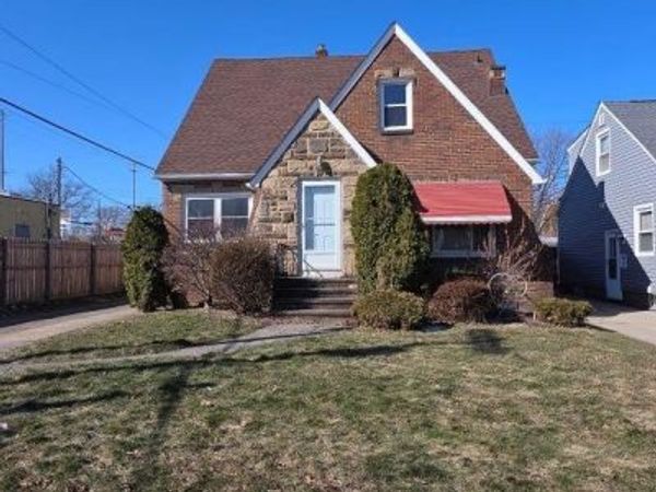 4262 W 62nd Street, Cleveland, OH 44144