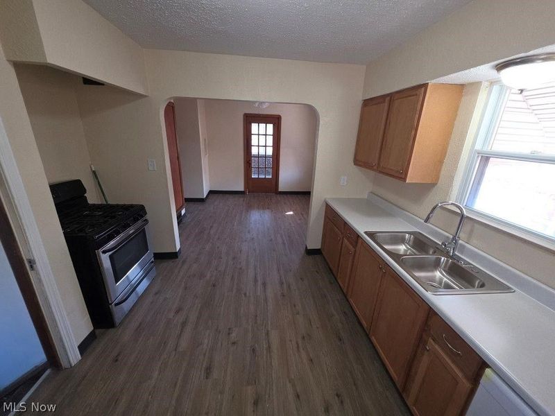 4262 W 62nd Street, Cleveland, OH 44144 Photo 9