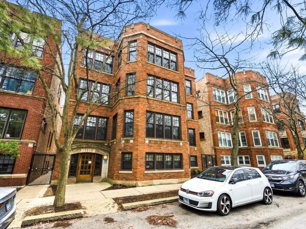 1215 E Madison Park Avenue , Unit 3, Chicago, IL 60615