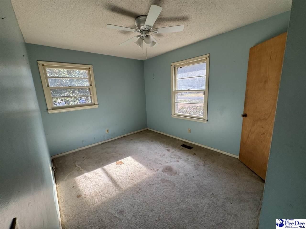 507 N Hill St Photo 11