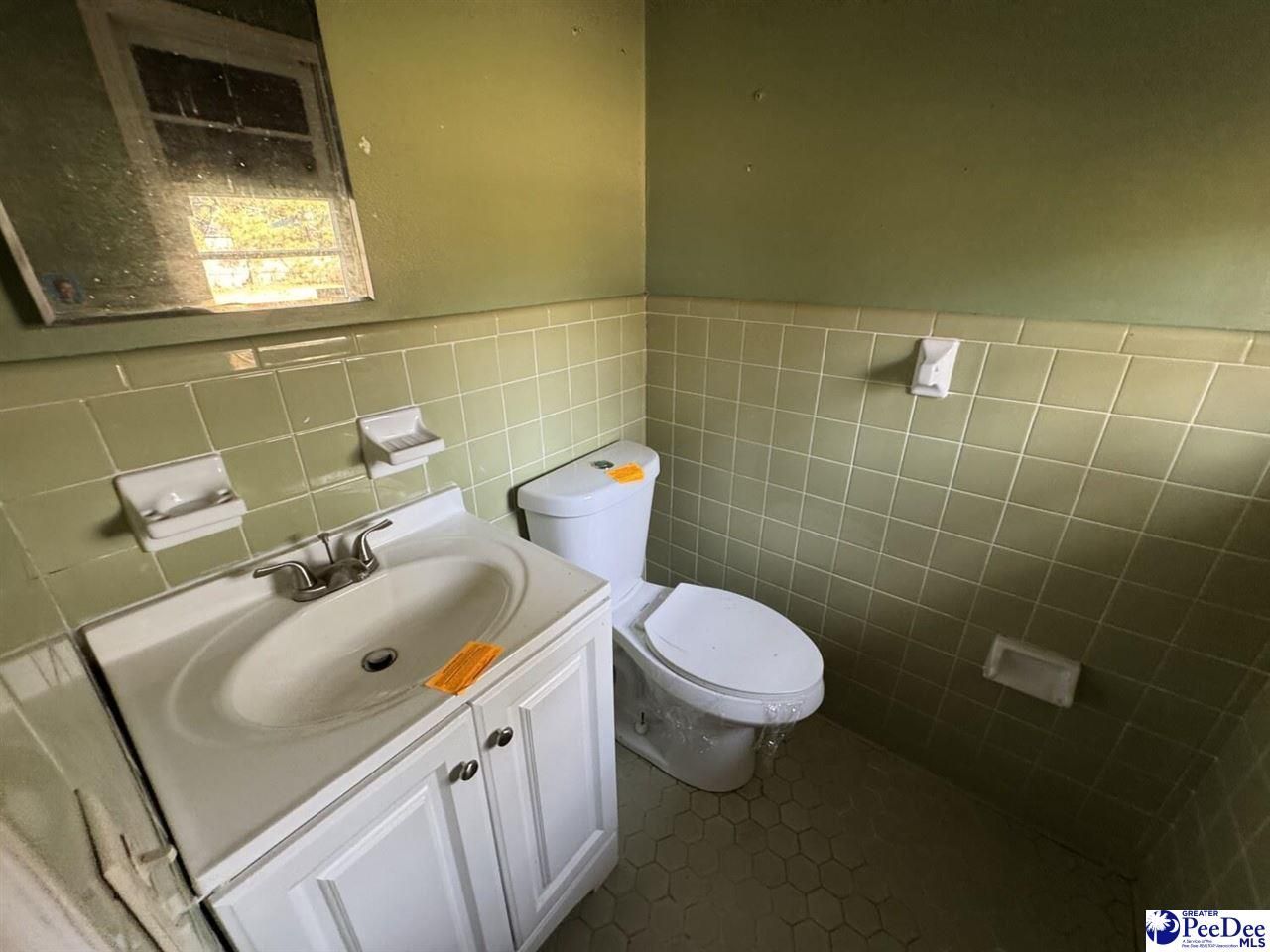 507 N Hill St Photo 14