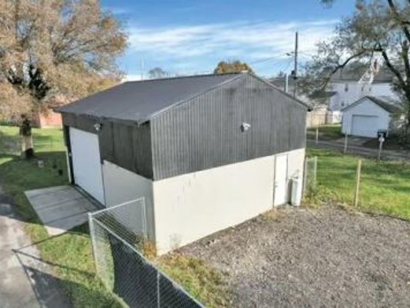 1062 E Deshler Avenue, Columbus, OH 43206 Photo 6