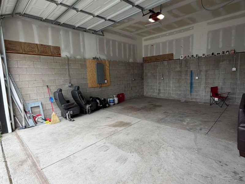 1062 E Deshler Avenue, Columbus, OH 43206 Photo 8