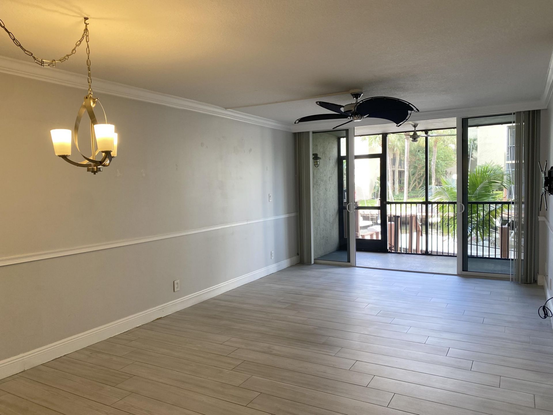 15 Royal Palm Way, Unit #107, Boca Raton, FL 33432 Photo