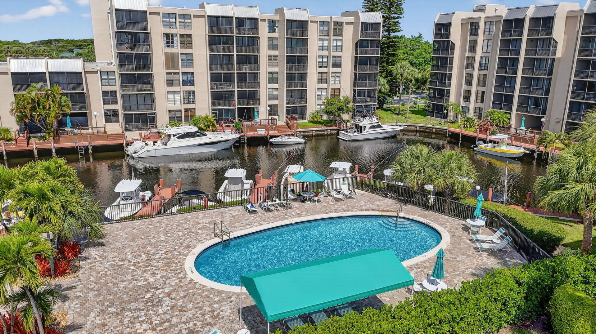 15 Royal Palm Way, Unit #107, Boca Raton, FL 33432 Photo