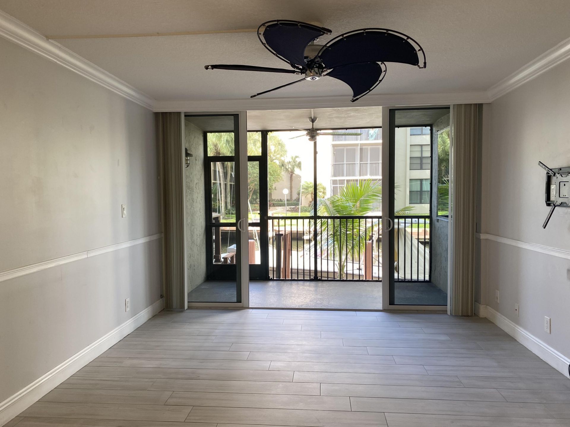 15 Royal Palm Way, Unit #107, Boca Raton, FL 33432 Photo