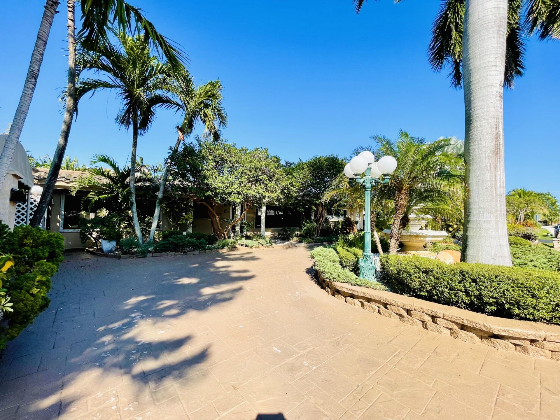 2725 NE 27th Court, Fort Lauderdale, FL 33306 Photo