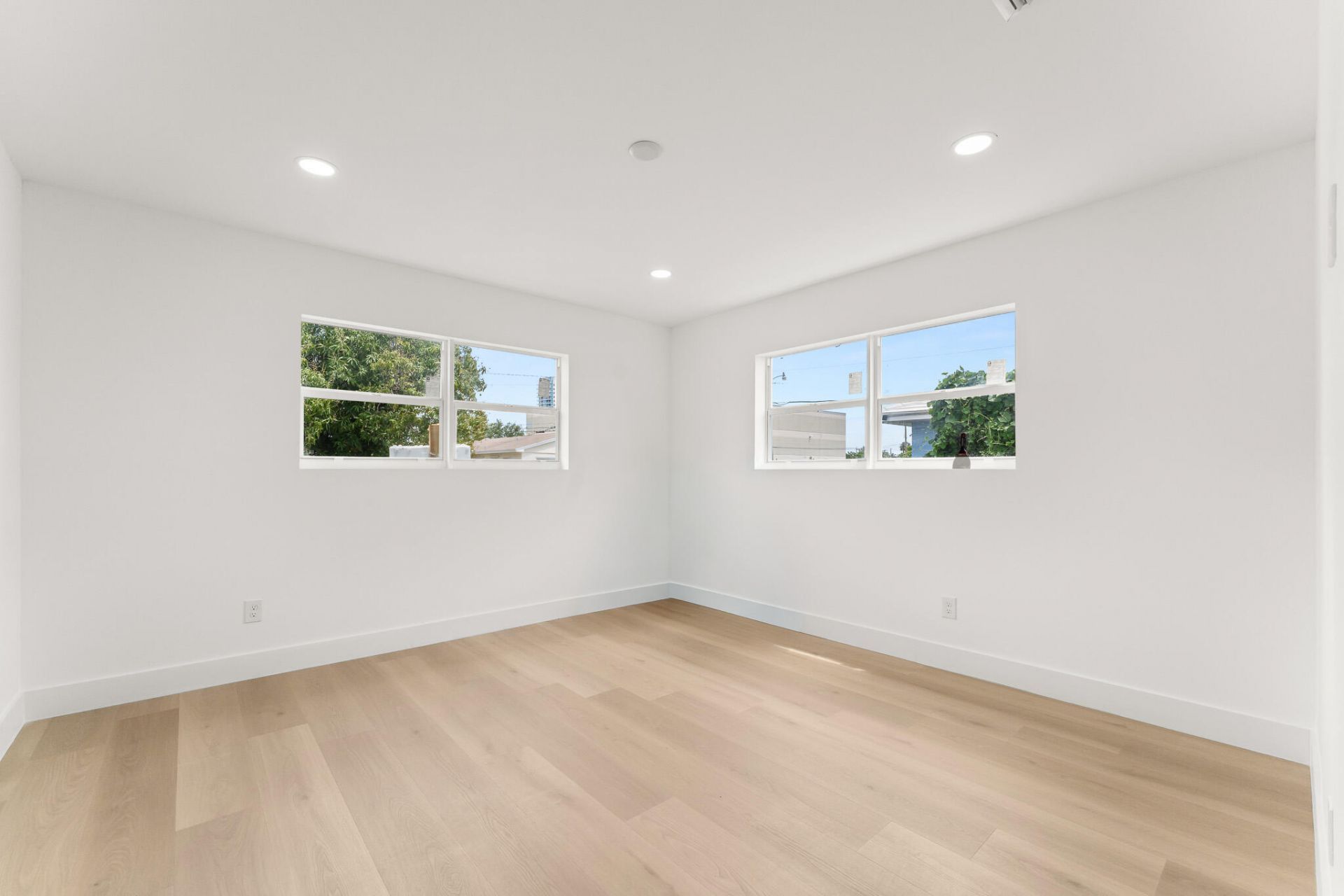 111 W 35th Street, Riviera Beach, FL 33404 Photo