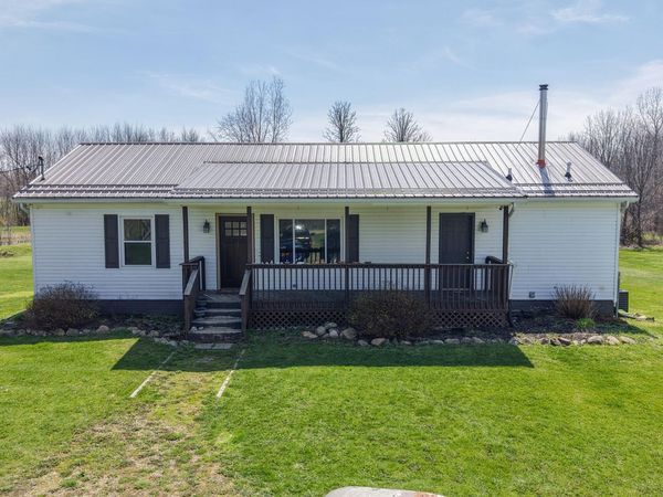 265 W Pearl Road, Coldwater, MI 49036