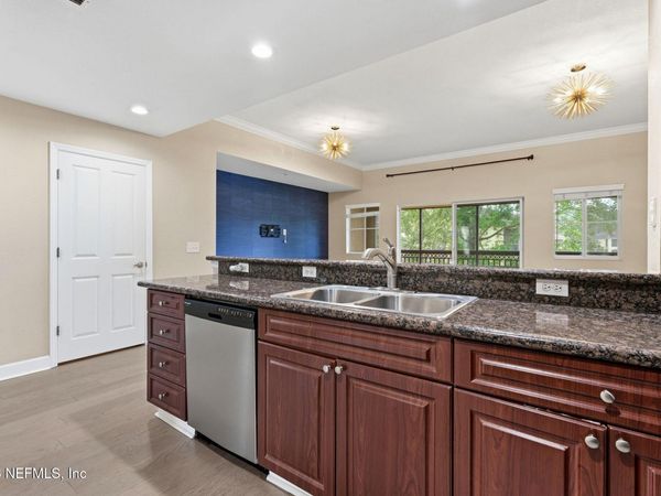 9745 TOUCHTON Road, Unit 3323, Jacksonville, FL 32246