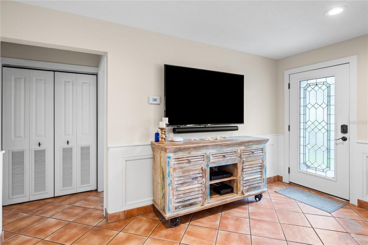 818 Hope Avenue, New Smyrna Beach, FL 32169 Photo