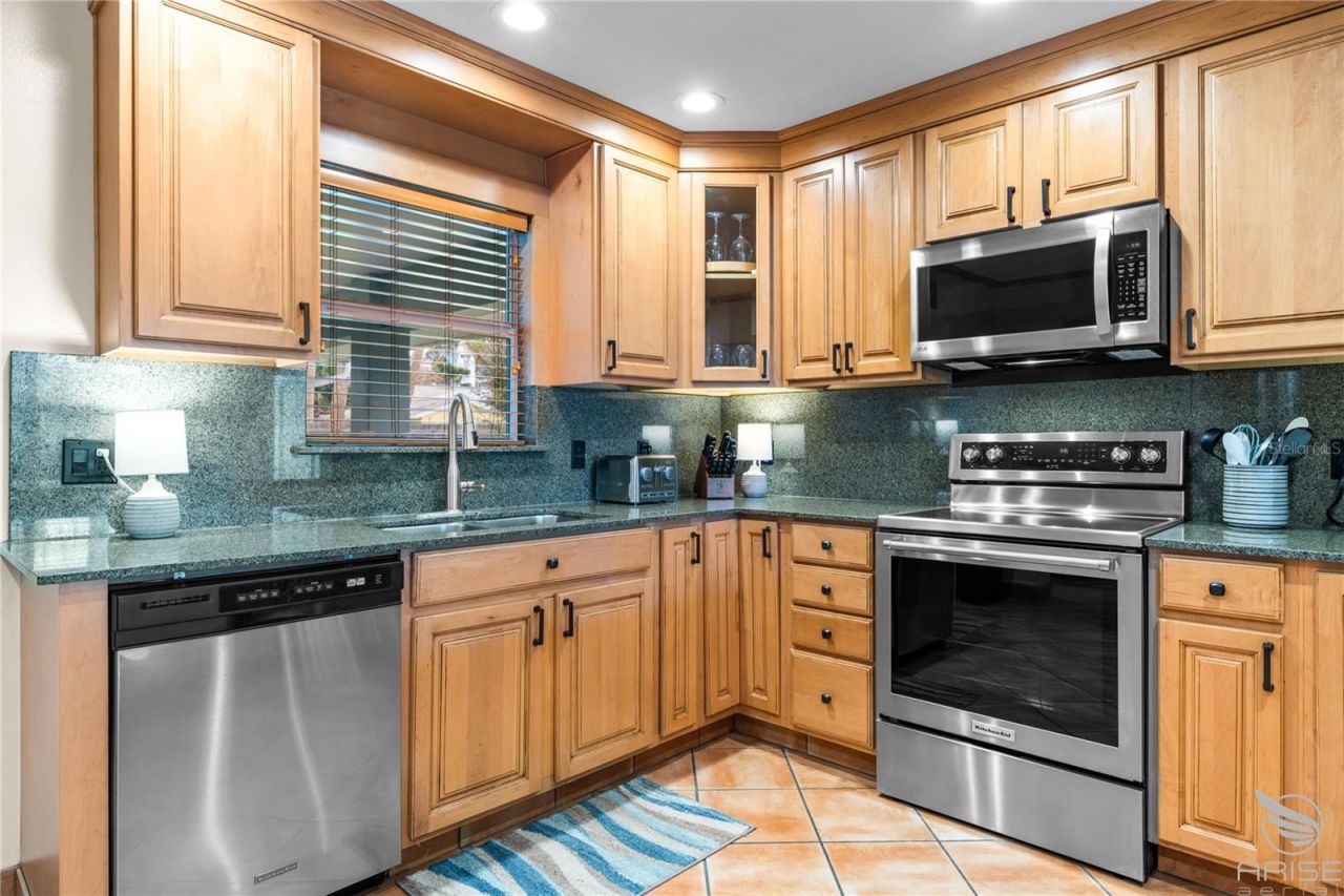 818 Hope Avenue, New Smyrna Beach, FL 32169 Photo