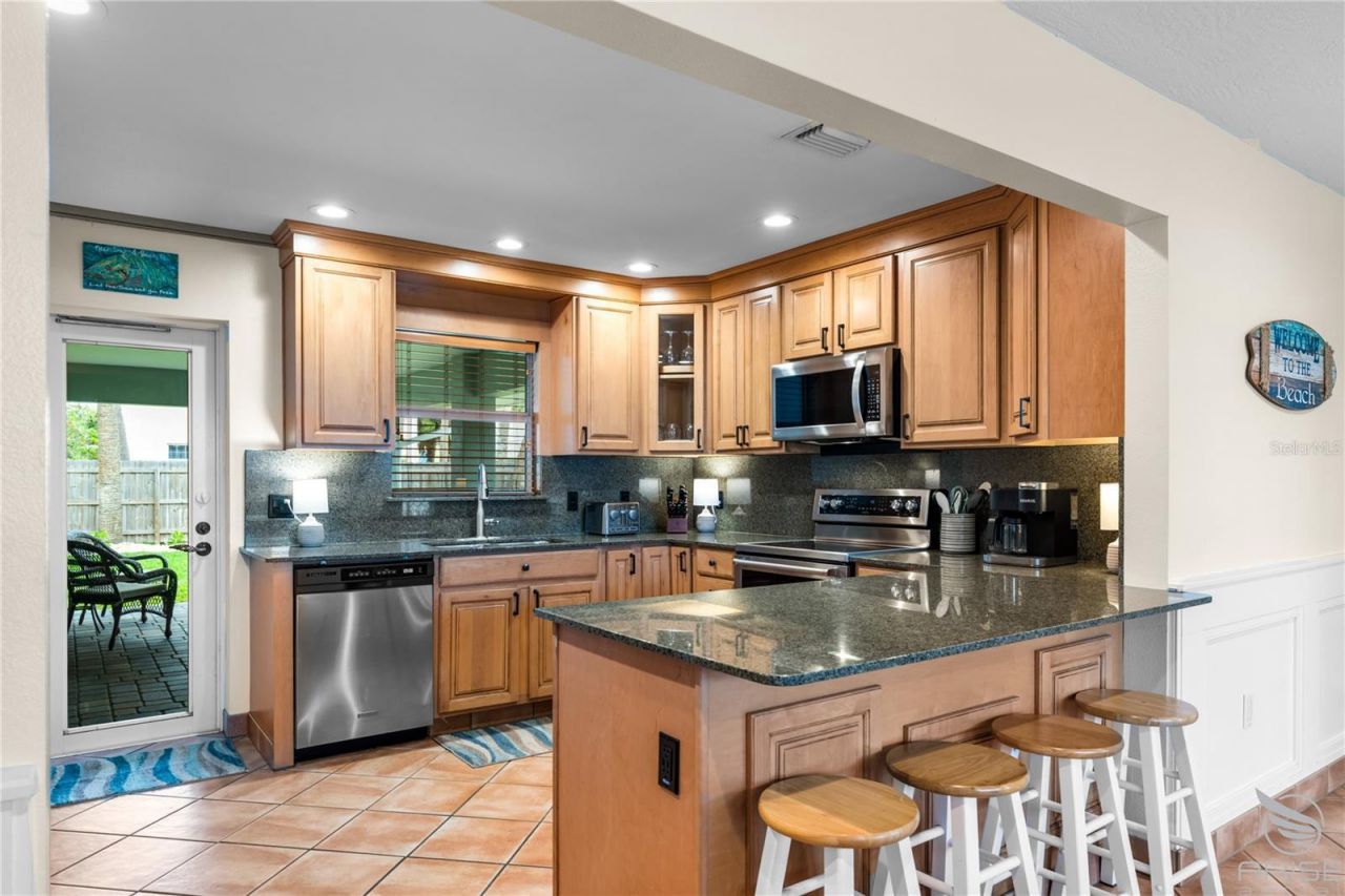 818 Hope Avenue, New Smyrna Beach, FL 32169 Photo