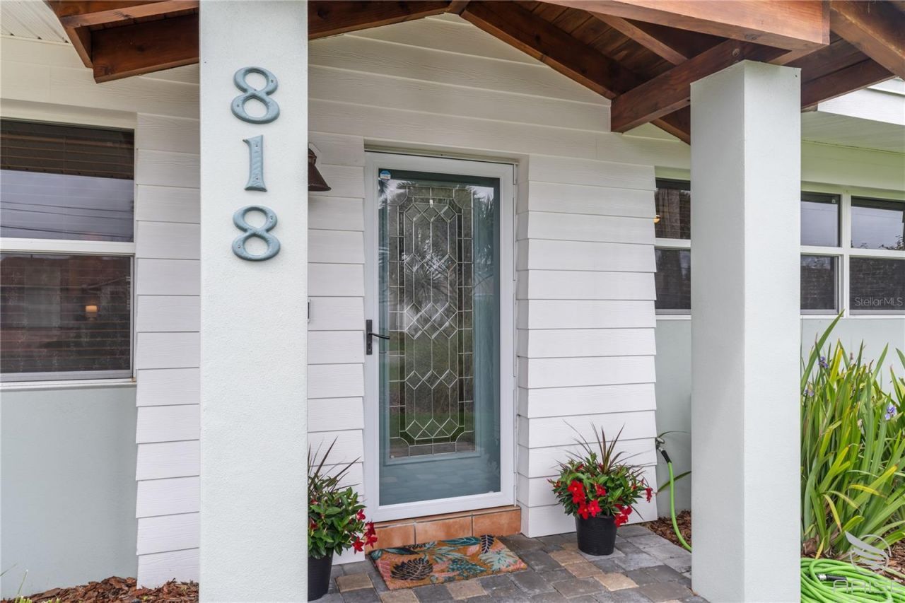 818 Hope Avenue, New Smyrna Beach, FL 32169 Photo