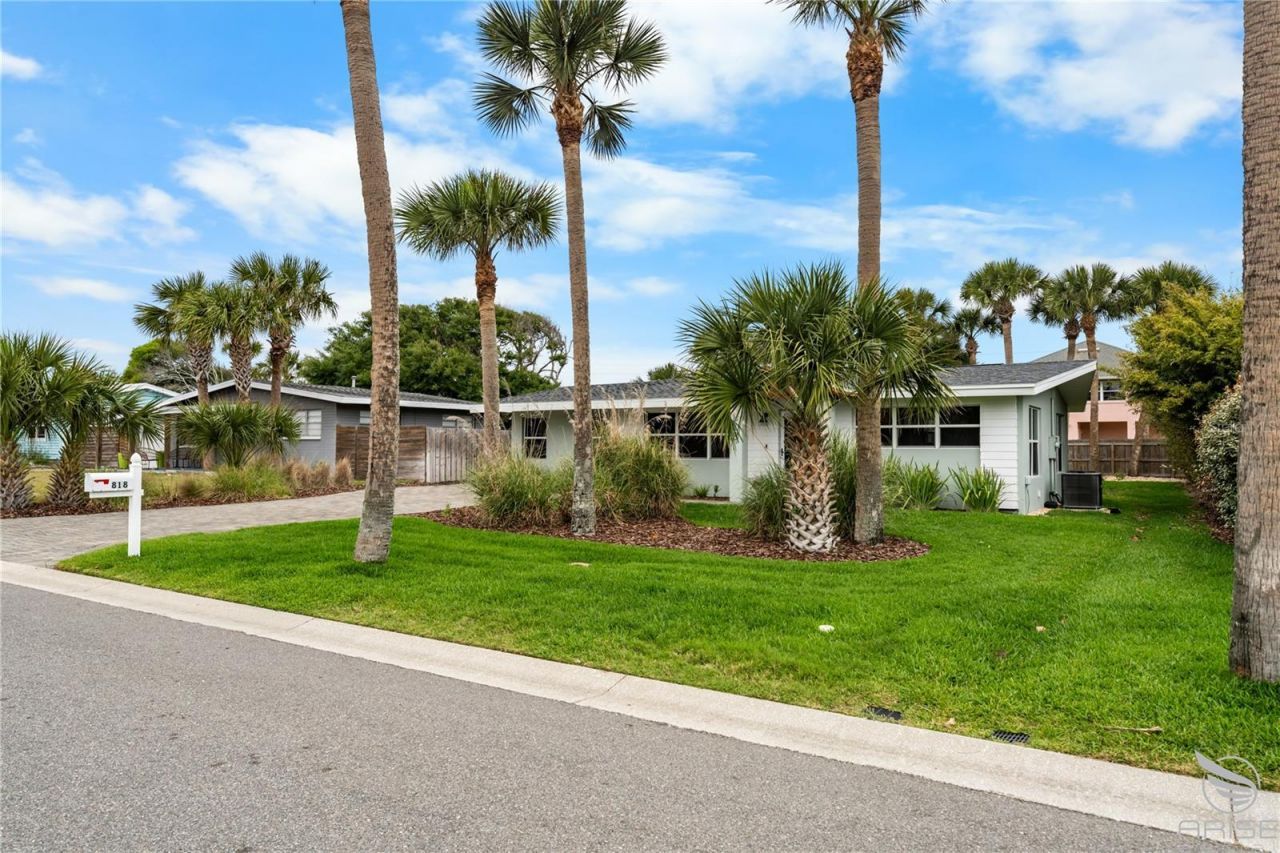 818 Hope Avenue, New Smyrna Beach, FL 32169 Photo