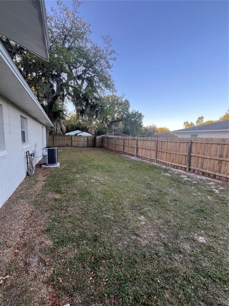 312 Deborah Avenue, Leesburg, FL 34748 Photo