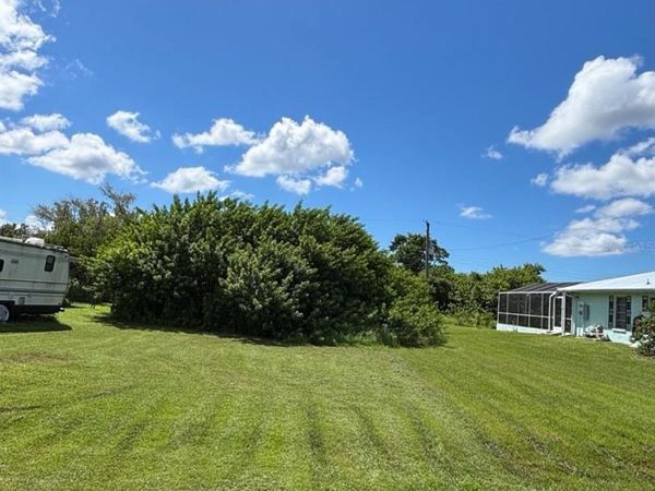 193 GARDEN AVENUE NW, PORT CHARLOTTE, FL 33952