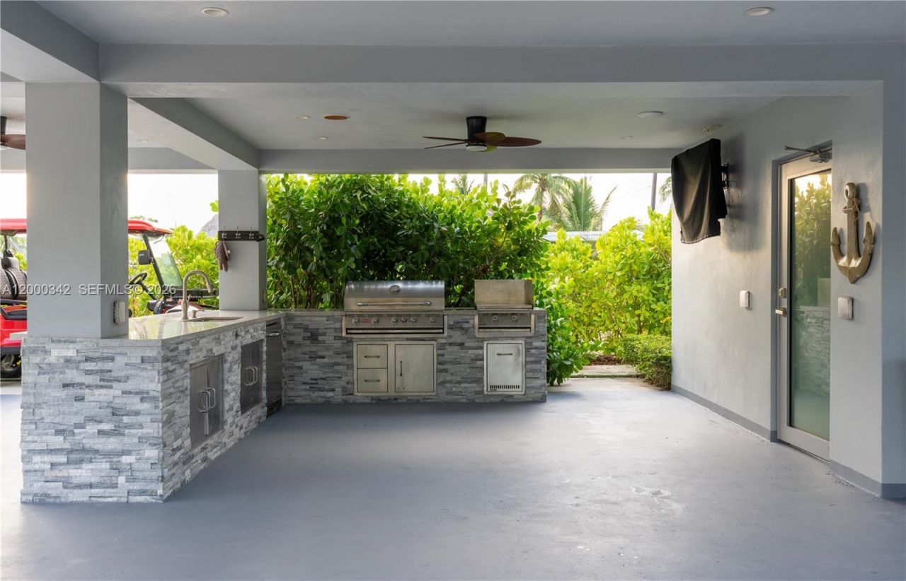 475 Bahia Honda Rd, Key Largo, FL 33037 Photo