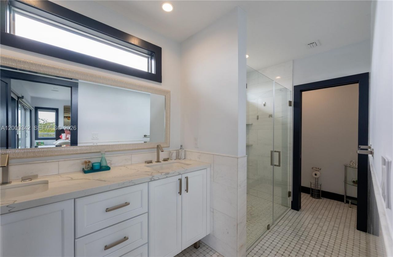 475 Bahia Honda Rd, Key Largo, FL 33037 Photo