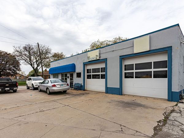 8418 Joliet Road , McCook, IL 60525