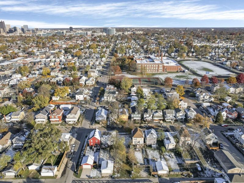 565 E Mithoff Street, Columbus, OH 43206 Photo 8