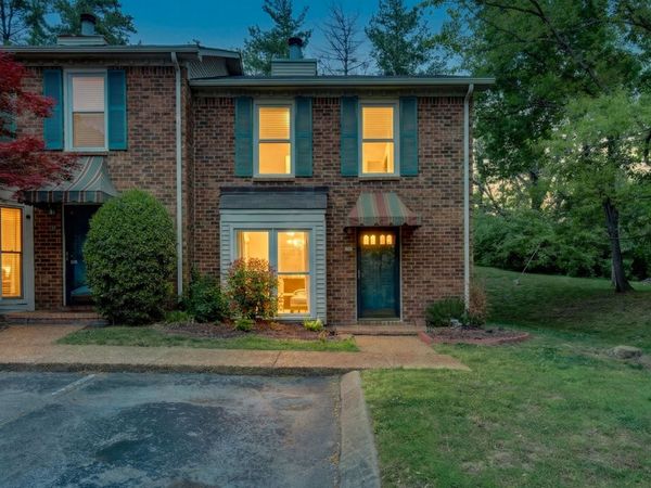 528 Williamsburg Dr, Nashville, TN 37214