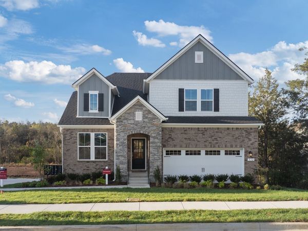 2437 Kemp Drive , Hermitage, TN 37076