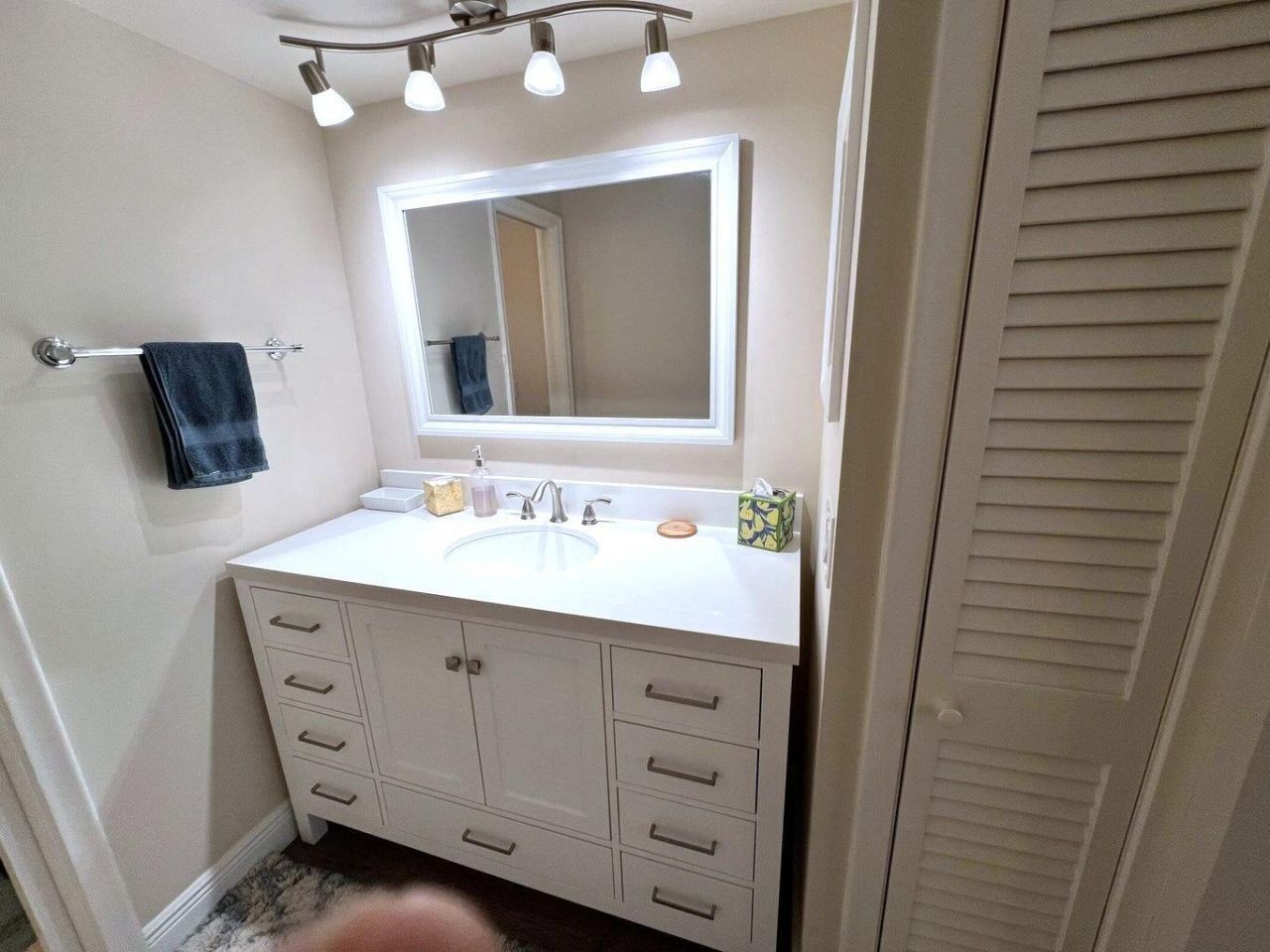 5580 W Tamberlane Circle, Unit 235, Palm Beach Gardens, FL 33418 Photo