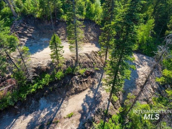 10 Crocus Ct., Cascade, ID 83611