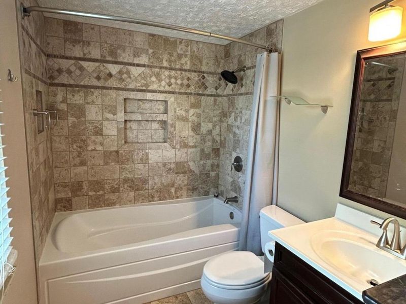 6099 Bitterroot Drive, Westerville, OH 43081 Photo 12