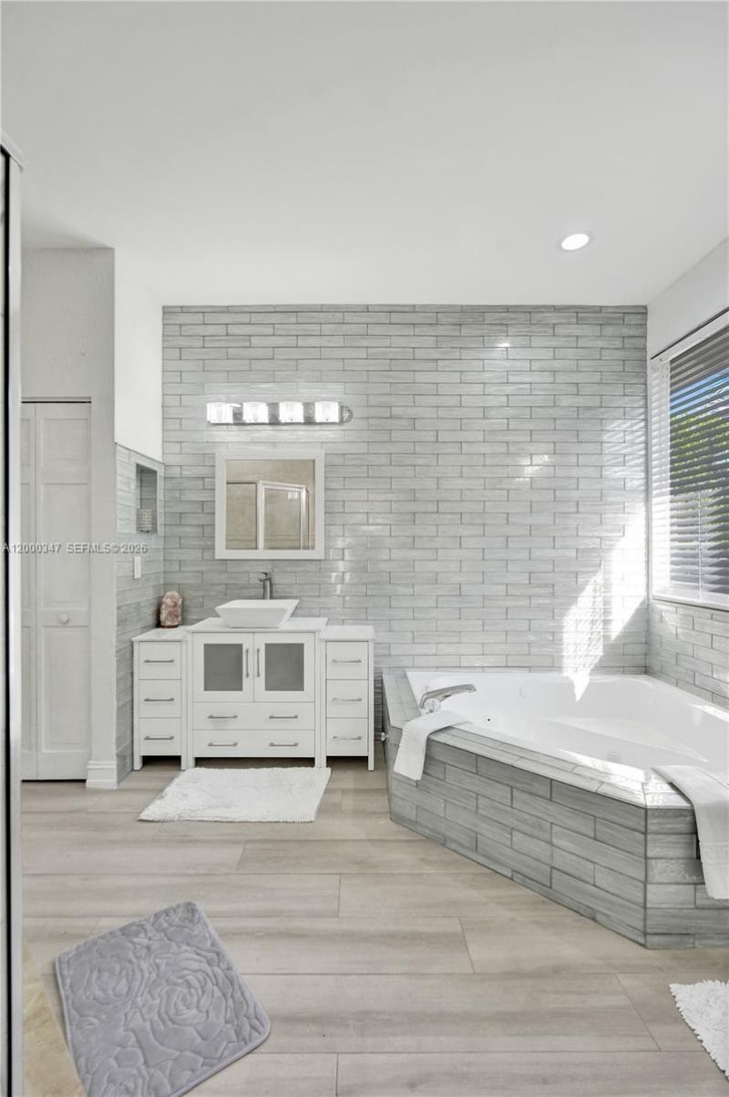 4310 NW 63rd Ave, Unit 4310, Coral Springs, FL 33067 Photo