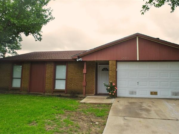 5528 adams Drive, The Colony, TX 75056
