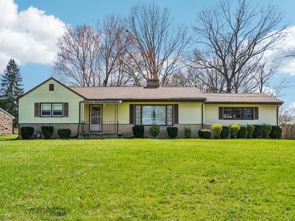 3100 Emilie Lane, Hermitage, PA 16148