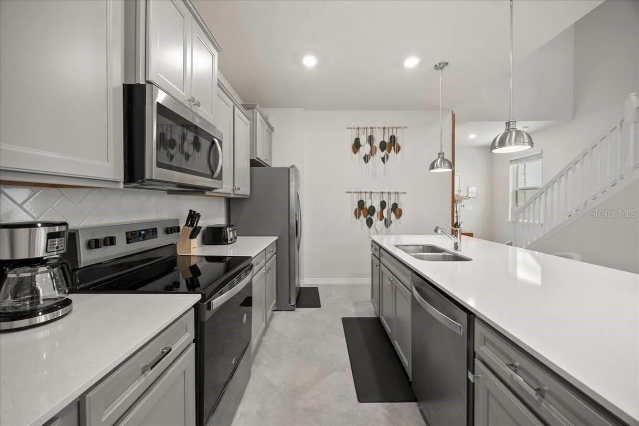 15952 Cape Coral Loop, Clermont, FL 34714 Photo