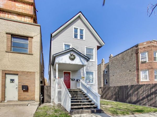 4862 W Cortland Street , Chicago, IL 60639