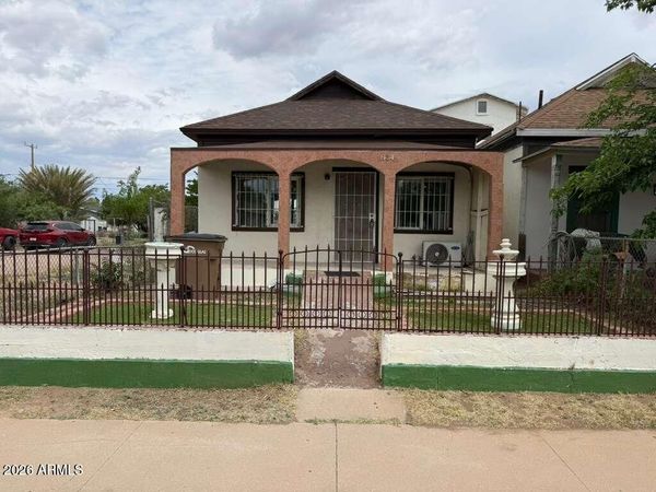 834 E 5TH Street, Douglas, AZ 85607