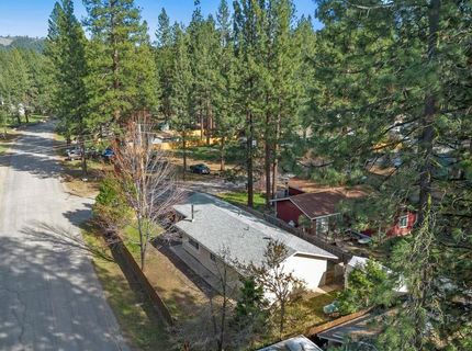 833 W Plumas Avenue, Portola, CA 96122 Photo