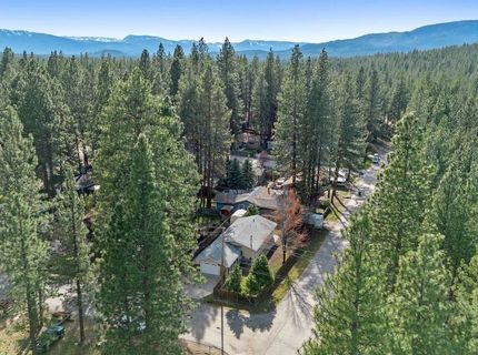 833 W Plumas Avenue, Portola, CA 96122 Photo